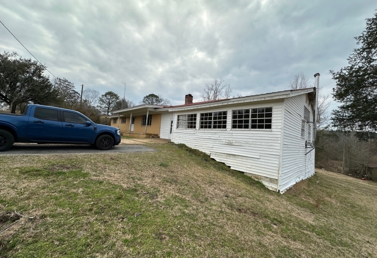 900 Bunkum Road Ward, Alabama 36922